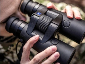 Binoclu Zeiss Victory RF 10×42 - Img 2