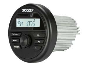 Player Marine Media Center Kicker KMC2 – Unitate audio compactă tip „gauge”, certificată IP67, cu Bluetooth, USB și buton rotativ ergonomic pentru control total pe apă.