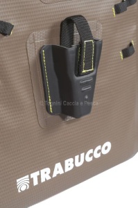 Rucsac Trabucco Seal Storm Roll Top Backpack 25L – rucsac impermeabil cu închidere ermetică, ideal pentru pescuit spinning, barcă, kayaking și activități outdoor în condiții extreme.