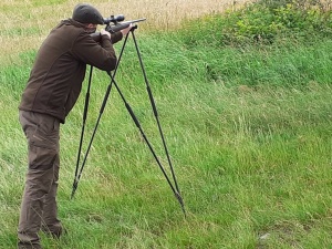 Blaser Shooting Stick 2.1 Aluminum – suport ușor și stabil din aluminiu, pentru precizie maximă la vânătoare.