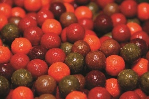 Boilies Dynamite Baits Tutti Frutti 2kg 15mm - Img 2
