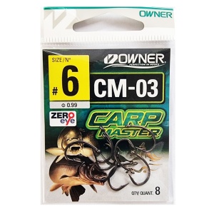 Cârlig Owner CM-03 Carp Master Tsuyoshi Magic, cu tehnologie ZERO EYE și vârf Magic Fusso, proiectat pentru înțepare sigură, protecția firului și drilluri extreme cu crapi de talie mare.
