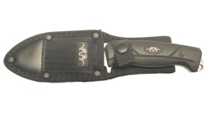 Cuțit de vânătoare Blaser Professional – Instrument full-tang cu lamă de 10,9 cm din oțel D2, mâner modern robust și teacă de nailon inclusă.
