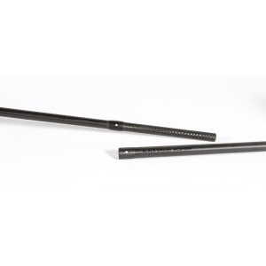 Lansetă Rapture Black Cross 2.51m 35g, cu blanc din carbon SX4Nano, acțiune Extra-Fast și inele Fuji K Alconite, ideală pentru pescuit cu năluci voluminoase în orice condiții.