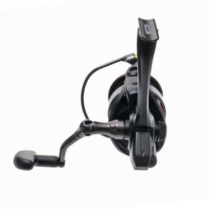 Mulinetă Formax Visage Feeder 3000 – Detaliu tambur cu clipsuri metalice duble și mecanism Worm Shaft pentru performanță de top.