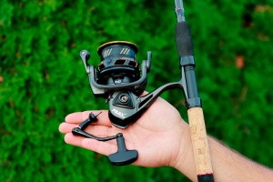 Mulineta crap si method feeder Filex Legend 6000 6+1BB cu tambur conic long cast din aluminiu si frana micrometrica rapida
