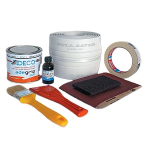 : Bandă de protecție pentru chilă Ceredi HULL SAVER Albă, lată de 120mm, include kit complet de montaj cu adeziv de 500g și accesorii, ideală pentru bărci pneumatice, din fibră, lemn și aluminiu.