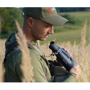 Binoclu termic și digital multispectral Hikmicro Habrok Pro HQ50L LRF – Dispozitiv optic premium de vânătoare echipat cu senzor termic de 640x512 pixeli (NETD <15mK), cameră digitală 4K UHD, telemetru laser de 1000m, iluminator IR de 850nm și ecrane duale