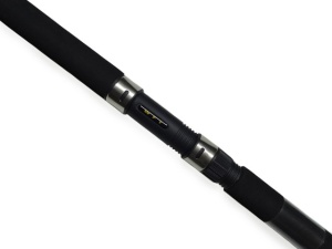 Lansetă WFT Never Crack Big Fish, blank carbon extrem de rezistent, inele titan SiC, putere 150–700g, ideală pentru pescuit pești mari în apă dulce și sărată