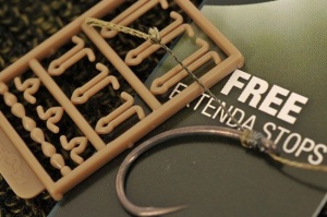 Montura Korda Krank Ready Rig Barbed + Free Extenda Stops 1buc/blister