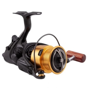 Mulineta Daiwa GS BR LT – mulinetă free spool cu tehnologie LT, frână ATD și tambur ABS Long Cast, ideală pentru feeder și method feeder.
