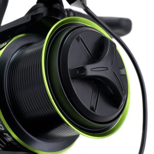 Mulinetă Formax Elegance Method SuperChamp Feeder 6500LC – Construcție NCRT ultra-ușoară, ax din titan, sistem Worm Shaft și tambur Long Cast cu clipsuri metalice duble.