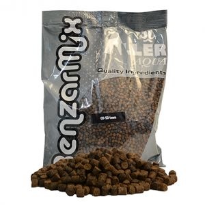 Pelete Benzar Mix Aller Aqua 800g – pelete nutritive pentru crap, ideale pentru method feeder și nadire eficientă, dezvoltate cu Benzar Zsolt pentru răspuns rapid și menținerea peștelui pe vad