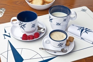 Set de 6 căni de ceai antialunecare de 320ml din colecția Northwind de la Marine Business, fabricate din melamină incasabilă cu inel antiderapant din cauciuc, ideale pentru ambarcațiuni și iahturi.