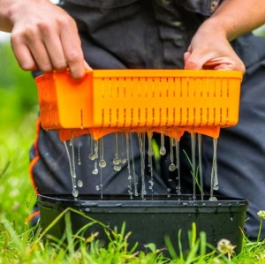 Sita Pentru Umectare Pelete Guru Bait Strainer 5 Pint - Img 2