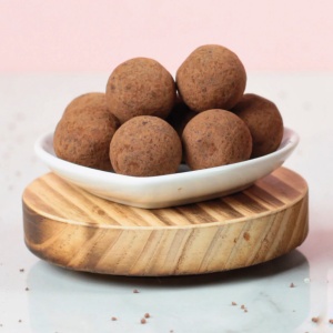 Trufe de ciocolata cu lapte si caramel sarat 72G - Img 4