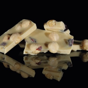 Frutella - Tableta ciocolata alba cu portocale, kiwi si capsuni 100G - Img 8