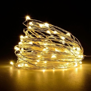 Instalatie de Craciun, Flippy, Decoratiune de Craciun, 100 Beculete LED, cu Baterii si Telecomanda, cu 8 Functii, Lungime 10 m, Alb cald