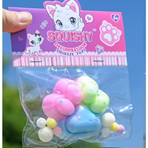Jucarie Antistres Squishy, Flippy, cu Revenire Lenta, Labuta de Pisica Pufoasa, 7.5 cm, Ambalaj Transparent, Model 27057, Multicolor