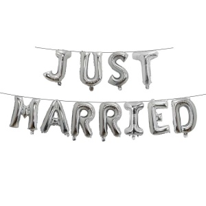 Set Baloane din Folie Metalizata, Flippy, Figurine Litere, Model Just Married, Tema Nunta, 40 cm, Baloane Party, Ambalaj Individual, Pai inclus, Umflare cu Aer sau Heliu, Argintiu