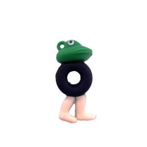 Breloc de Chei din Silicon, Flippy, Figurina Brainrot Broscuta cu Anvelopa Boneca Ambalabu, 4 cm, Negru/Verde