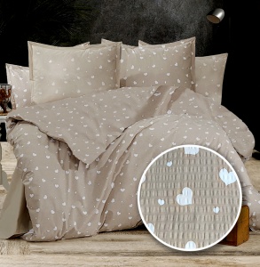 Lenjerie de pat creponată, bumbac 100%, model inimioare bej – textură aerată, finisaj premium