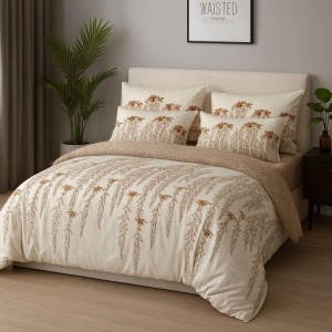 Set Lenjerie Pat 6 Piese din Bumbac Finet – Design Crem cu Accente Botanice în Tonuri Pământii, Eleganță Naturală și Confort Superior pentru un Dormitor Raffinat