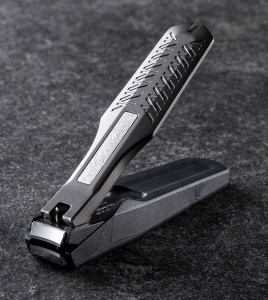 Unghiera marime M Standard neagra din inox produsa de Kai Japonia - Seria AUGER - Img 3