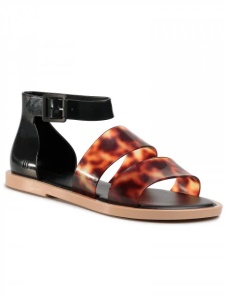 melissa Essential Slide 03