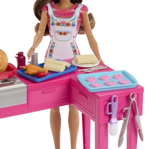 Barbie Si Teresa Reteta Pentru Prietenie Set Papusa Teresa Si Bucatarie Cu Accesorii - Img 5