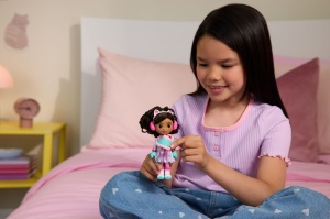 Gabbys Dollhouse Filmul Papusa Tinuta De Iarna Cu Accesorii - Img 4