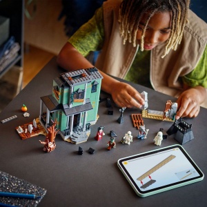 Lego Creator Conacul Bantuit 31167 - Img 3