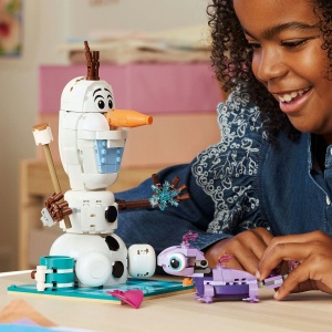 Lego Disney Frozen Distractie La Picnic Cu Olaf Si Bruni 43287 - Img 5