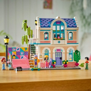 Lego Friends Casa Familiei Lui Liann 42687 - Img 8