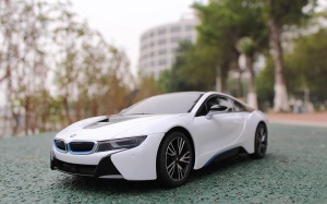 Masina Cu Telecomanda Bmw I8 Scara 1 La 18 - Img 8
