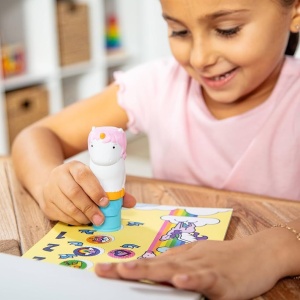 Melissa And Doug Sticker Wow Set De Joaca Autocolante Si Stampila Unicorn - Img 9