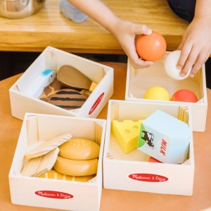 Melissa Si Doug Set De Joaca Din Lemn Produse Alimentare - Img 6