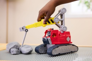 Patrula Catelusilor Rubble Si Echipa Set Vehicul Excavator Si Figurina Charger - Img 7