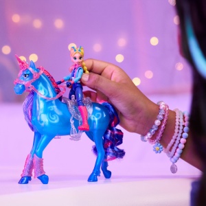 Unicorn Academy Set Antreneaza Si Straluceste Unicornul River Si Papusa Isabel - Img 7