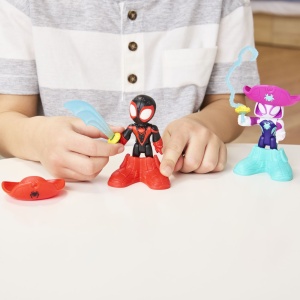 Spidey Si Prietenii Lui Uimitori Marvel Water Webs Set 2 Figurine Ghost Spider Si Pirate Spin Cu Accesorii - Img 6