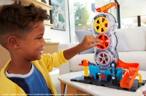 Hot Wheel City Vulcanizarea Super Twist - Img 4