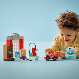 Lego Duplo Vizita Lui Mcqueen La Garajul Lui Doc 10456 - Img 4