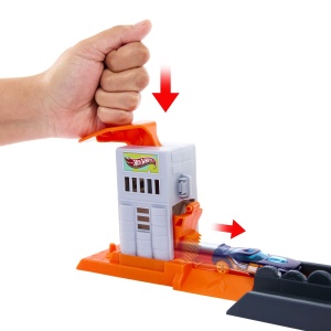 Hot Wheels City Pista Inamicilor Atacul Gorilei - Img 3