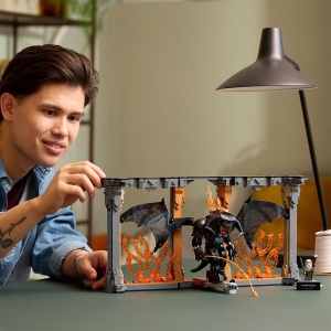 Lego Icons Stapanul Inelelor Diorama Pentru Biblioteca Cu Un Barlog 10367 - Img 4