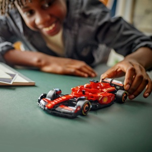 Lego Speed Champions Masina De Curse F1 Ferrari Sf-24 77242 - Img 3