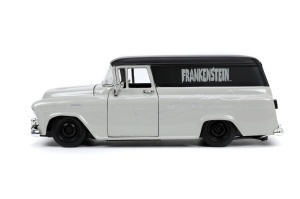 Set Masinuta 1957 Chevy Suburban Si Figurina Frankenstein - Img 6
