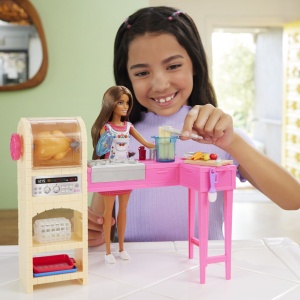 Barbie Si Teresa Reteta Pentru Prietenie Set Papusa Teresa Si Bucatarie Cu Accesorii - Img 3