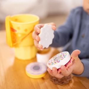 Melissa And Doug Play To Go Set De Joaca Briose Si Fursecuri La Pachet - Img 8