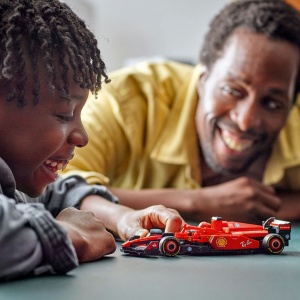 Lego Speed Champions Masina De Curse F1 Ferrari Sf-24 77242 - Img 4