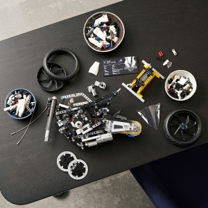 Lego Technic Bmw M 1000 Rr 42130 - Img 4